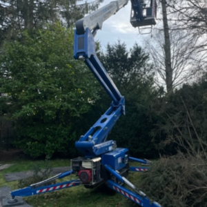 Spin hoogtewerker op rupsbanden 12 m SA12