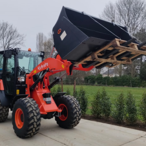 Kubota R070